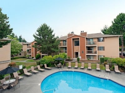 Blu Renton Furnished Apartments 9